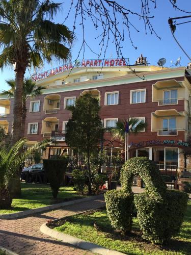 Yacht Marina Apart Hotel