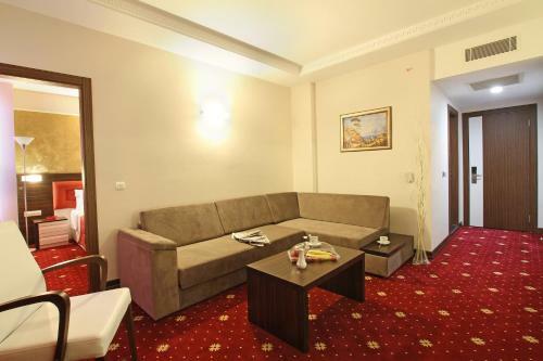 Sahin Park Hotel