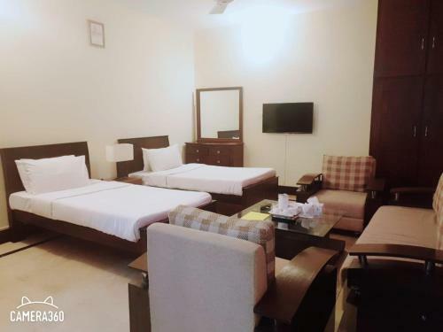 Hostal Royal Motel Guest House