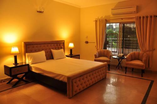 Reina Boutique Hotel - G6/3