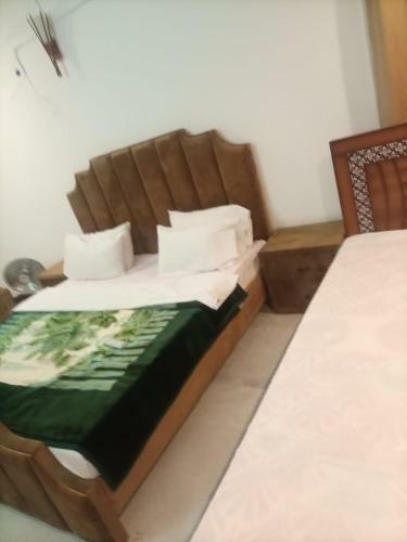 Hostal Awari Guest House