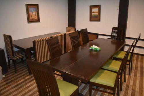 Hostal Elysium 99 Guest House