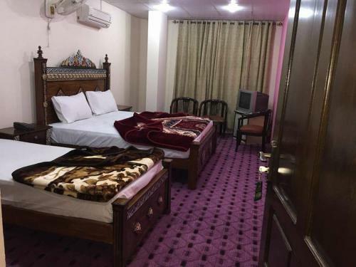 Mid City Hotel