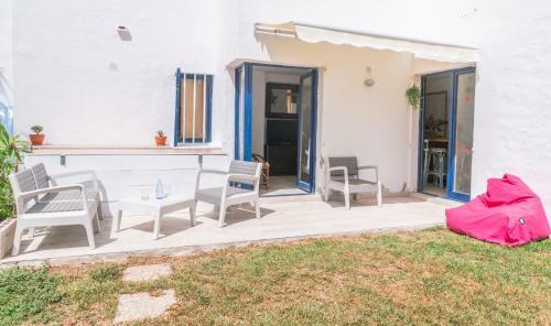 The Ohana Beach Apartment
