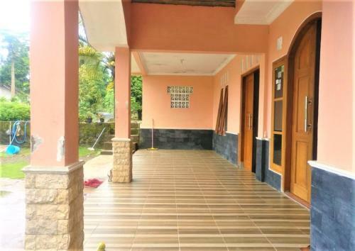 Hostal Madit Jaya Homestay