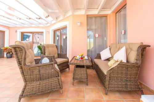 Villa Bella Lucia 3. Piscina Climatizada, Wifi, Bbq.