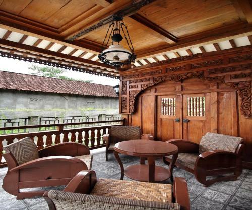 Hostal Homestay Omah Bata