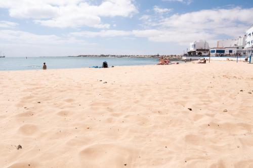 Casa Delf�n On Corralejo Center Beach: Wifi, Netflix, Aircon...