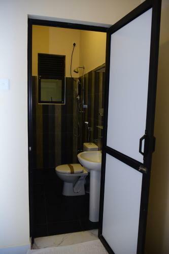 Hostal Tahala Transit Home