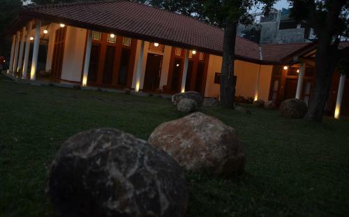 Hotel Kanimadala Resort