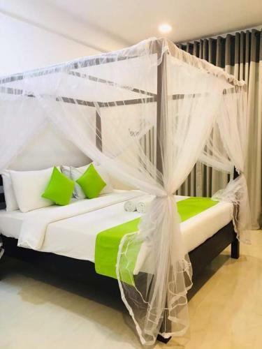 Golden Ray Villa