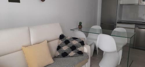 Stunning And Sunny Garden Apartment In Corralejo