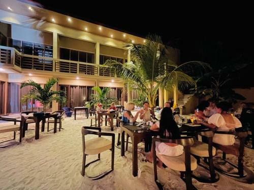 Hotel Village Life Residence