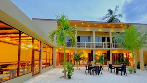 Hotel Village Life Residence