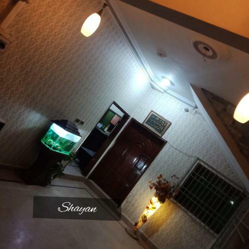 Hostal Shayan Residency Guest House