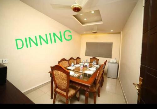 Hostal Hira Guest House