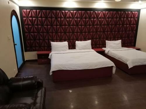 Hostal Mortal Hotel