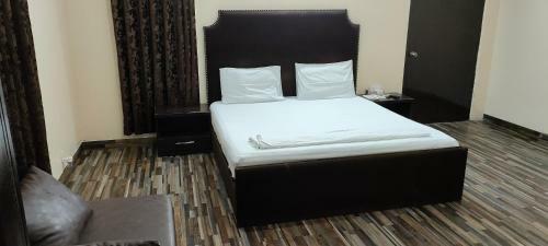 Hostal Couple Guest House Karachi