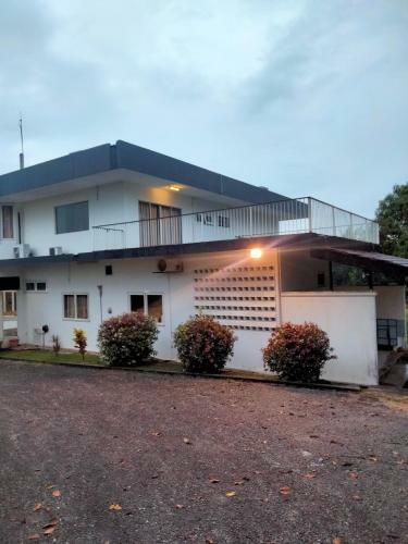 Villa Pd High Top Bungalow Homestay