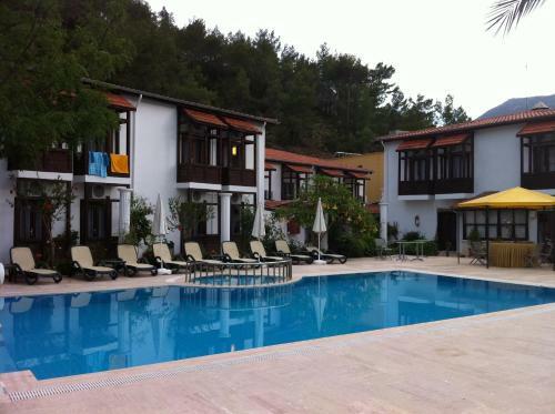 Ford Hotel