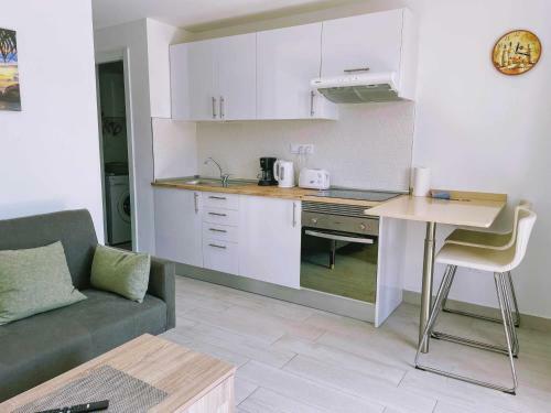 Apartamento Sea Breeze Residencial San Valentin