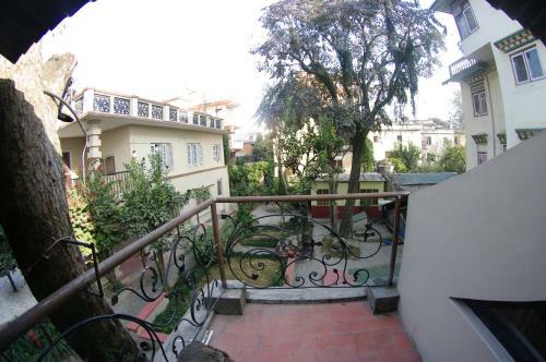 Hostal Laughing Buddha Hotel & Garden Theater