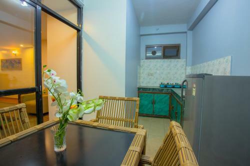 Bed & Breakfast Manaslu Home