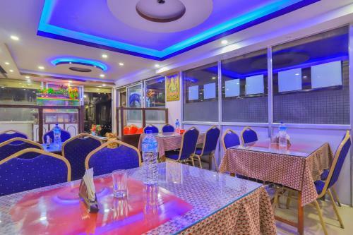 Oyo 656 Hotel Shree Guru