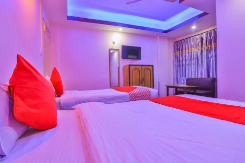 Oyo 656 Hotel Shree Guru