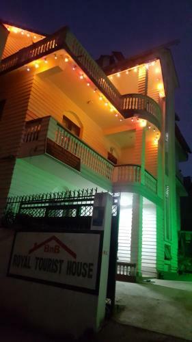 Bed & Breakfast Bnb Royal Tourist House