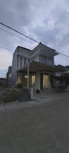 Villa Bagus Kayana H2 Di Batu Jawa Timur