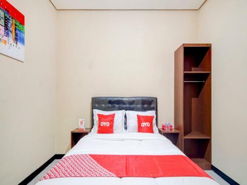 Hotel Oyo 90175 Tl Guest House