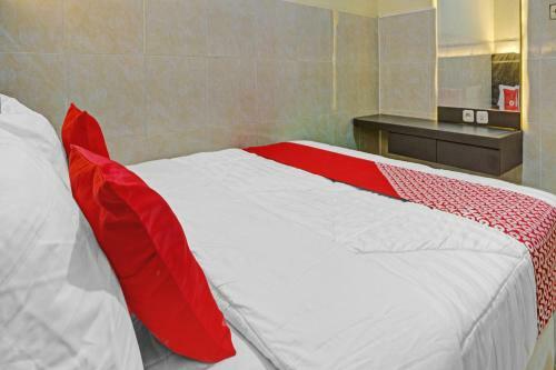 Hotel Oyo 90737 Losmen Aini Syariah