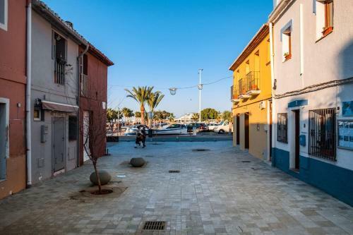 La Sirena - Both City And Beach Of Denia