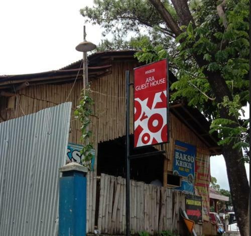 Hotel Oyo 90828 Ara Guest House