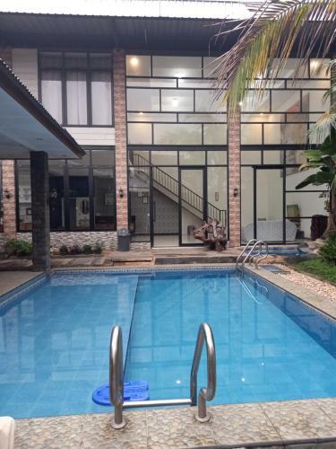 Villa Sartika 6br With Private Pool