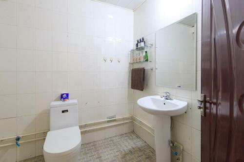 Hotel Baoding Jingxiu�beiguo Shopping Mall�