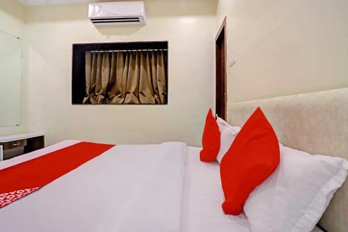 Oyo 81281 Hotel Jay Mahakali