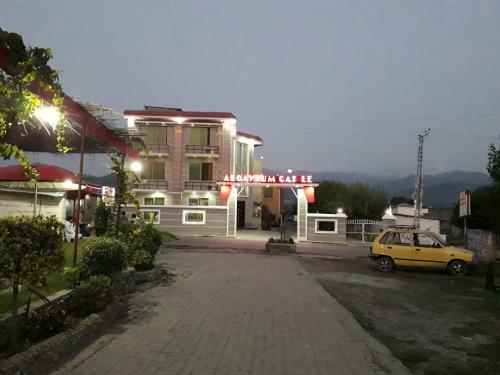 Al Qayyum Castle Hotel