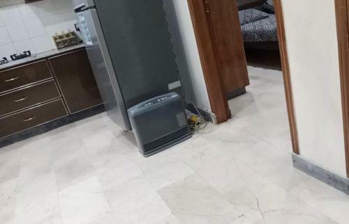 Apartment Near Shaukat Khanum