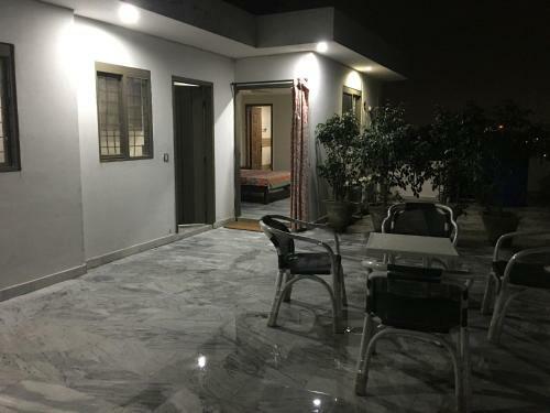 1 Bed Apartment With Terrace