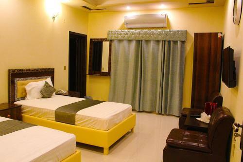 Hotel Days Inn Lahore