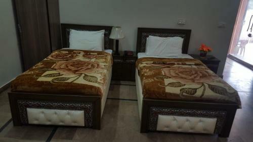 Hotel Days Inn Lahore