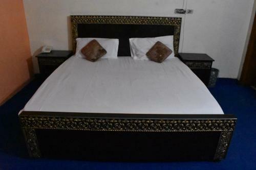 Green View Hotel