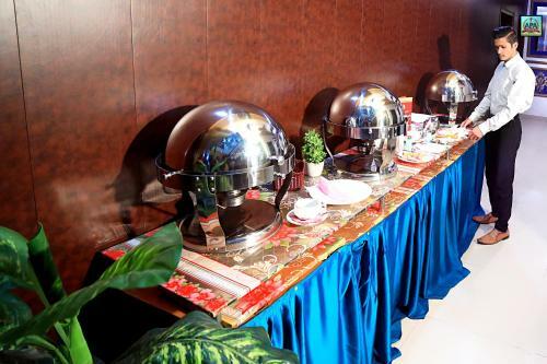 Hotel Tulip Inn Faisal Town