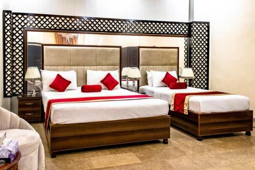 Rose Palace Hotel, Gulberg