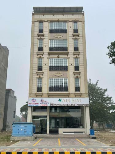 Apartamento Multazam Heights, Dha Phase 8