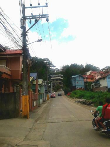 Hostal R D J Homestay