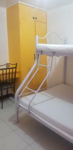 Fam - Group Home Stay
