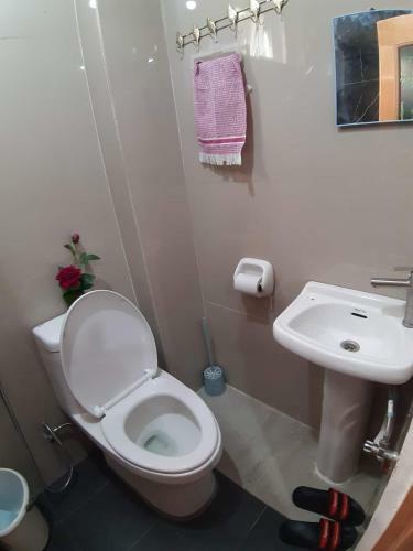 Apartamento Homewood Baguio Transient House